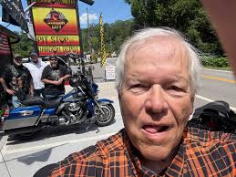 Harley ride to Dragon City near Vonore, TN