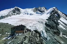 Bishorn 4153 m belongs to the weisshorn group and it's located in the swiss canton of wallis. Prisma Turtmanngletscher Cabane De Tracuit Bishorn Weisshorn Kunstdruck