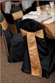 Black And Gold Table Covers Weddingbee Classifieds Wedding Resale Gold Black Table Runner Trendy Party Decor Black Decor