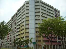Seventeen people were injured after two service 945 buses collided at bukit batok interchange on sunday (jul 11) evening. Bukit Batok West Avenue 5 Hdb Details Srx