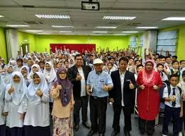 Geografi (ums, s, 29 30 ogoss 2013). 150 Pelajar Sk Malawa Sertai Program Selangkah Ke Menara Gading Di Ums