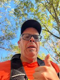 Runner supports suicide awareness in Florida