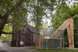 Today, this building, the brick lane jamme masjid (the brick lane great mosque), serves. Synagogue Church Mosque Agirbas Wienstroer Archdaily