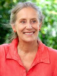 Lisa Strehlow's Instagram, Twitter & Facebook