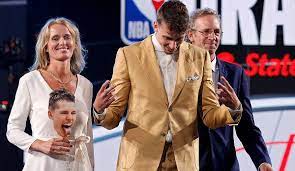 Find out where your favorite centers stacks up against the 2021 class and view expert mock drafts. Lnd3wqipashbtm