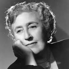 生誕130周年！ ミステリの女王アガサ・クリスティーの知られざる10の素顔