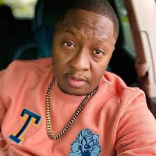 Tracy McGrady says LeBron James would get 'crushed' in a one-on-one game  against other NBA players: “I think he has been amazing for 22 freaking  years. And he's been the best basketball