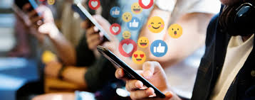 An influencer is an individual who has the power to affect purchase decisions of others because of his/her authority, knowledge, position or relationship with his/her audience. Recht Im Influencer Marketing Darauf Muss Man Achten