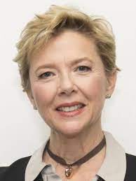 Annette Bening Best Performance By An Actress In A Motion Picture Musical Or Comedy 20th Century Women Annette Bening 20th Century Women Elle Fanning