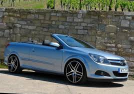 Opel Astra H Twintop Photos And Specs Photo Opel Astra H Twintop Spec And 26 Perfect Photos Of Opel Astra H Twintop Opel Photo Model Photos