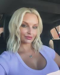 Brittany Dunn's Instagram, Twitter & Facebook