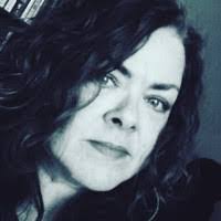 Shannon Oram's Instagram, Twitter & Facebook