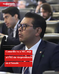 VEHÍCULO SE VUELCA EN LA VÍA RÁPIDA PONIENTE DE TIJUANA 🚨 El conductor  perdió el control del vehículo, lo que provocó que terminara volcado en los  carriles de circulación lenta; a la