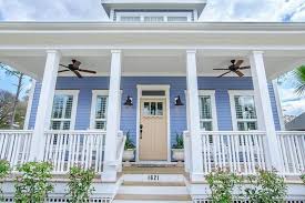 Take a look at this beach cottage in the bahamas. Pin By Bethany Hunt On Home Beach House Exterior Beach Cottage Exterior Tropical Beach Houses
