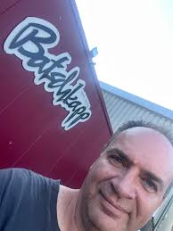 And this, after almost a year, and 39 shows for me, is the end of the road.  Last night…Frankfurt 😢