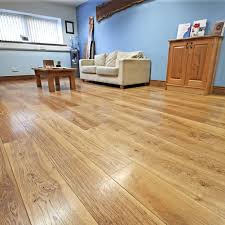 The base can comprise plywood, softwood or even a hdf board, with the top veneer. Brown European Oak Solid Wood Flooring Tiger Oak Flooring