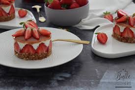 Découvrez notre délicieuse recette de cheesecake aux fraises. Recette Cheesecake Sans Cuisson Fraise Caramel Beurre Sale