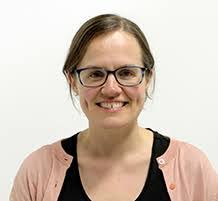 Sandy Clarke's Instagram, Twitter & Facebook