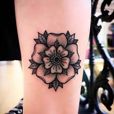 White Rose Tattoos Traditional Rose Tattoos Traditional Tattoo Flowers White Rose Tattoos
