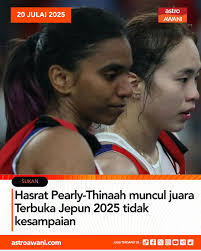 Hasrat Pearly Tan-M Thinaah muncul beregu wanita pertama meraih gelaran  Terbuka Jepun tidak kesampaian apabila tewas kepada pasangan utama dunia  Liu Sheng Shu-Tan Ning dari China pada aksi final hari ini. Ini