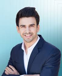 Derek Hock's Instagram, Twitter & Facebook