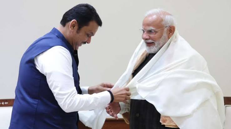 देवेंद्र फडणवीस ने दिल्ली का दौरा किया, राष्ट्रपति और प्रधानमंत्री मोदी से मुलाकात की: उन्होंने दिल्ली के नेताओं को क्या उपहार दिए ...