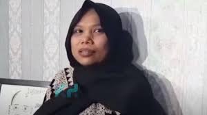 Pada zaman dahulu, hiduplah sepasang suami istri petani. Ketegaran Hati Istri Komedian Sapri Pantun Hingga Ungkap Pesan Terakhir Mendiang Suami Tribunnews Com Mobile