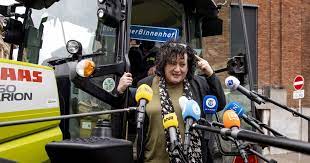 Haar man jan overleed in september 2019 na een ziekbed van slechts negen. How The Boerburgerbeweging Shoots Like Hell Out Of A Box To The Political Front Instagram Netherlands News Live