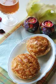 Villa nur qaseh meraikan tetamu dalam. Chicken Pie Lagi Azie Kitchen
