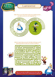 Activite De Jeu De Labyrinthe Dans Alice Au Pays Des Merveilles