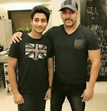 Zingat Parshya With Salman The Sultan Of Bollywood Mens Tops Mens Tshirts Fashion Lifestyle