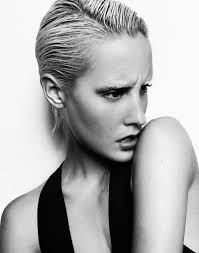 Sara E by Toni Smailagic