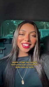 Joan Bayes's Instagram, Twitter & Facebook