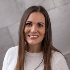 Erika Ellison (@erikalanemag)