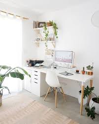 7 Facons De Faire Fonctionner Le Bureau De Vos Reves A La Maison Home O Bureau A Domicile Decor De Bureau A Domicile Bureau A Domicile Chambre