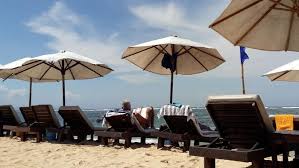 Pantai Sepi Tempat Bule Berjemur di Nusa Dua, Bali