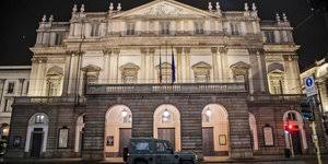 Look through examples of μιλάνο translation in sentences, listen to pronunciation and learn grammar. Milano Apo To Iefimerida Gr