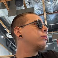 I'm not even a big Marvel guy and I feel like an absolute child saying  this, but I cannot express how much I absolutely NEED this Dr. Doom skin in  fortnite 👶🏽