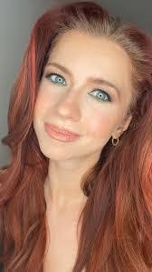 Katie Whipple's Instagram, Twitter & Facebook