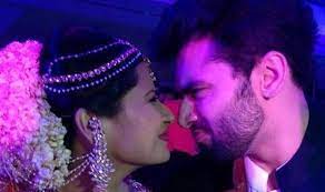 Nikitin Dheer Kratika Sengar Married India Com Actors nikitin dheer and kratika sengar tied the knot here at a ceremony attended by their family members as well as celebrities from the indian television and movie world. nikitin dheer kratika sengar married