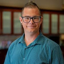 Ozarks Regional YMCA CEO And Leadership: Executives and Demographics