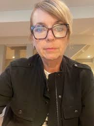 Robin Salvadore Phillips