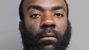 Police: 1 brother in custody, another sought in Altoona nightclub robbery