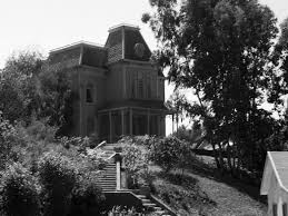The refurbished beach house has all the modern comforts. Psycho House The Many Faces Of The Bates Mansion Neatorama