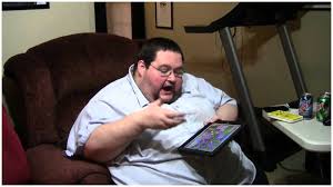 You should not feel cramped or unable to easily fit into your gaming chair. Gaming Chair For Big Guys