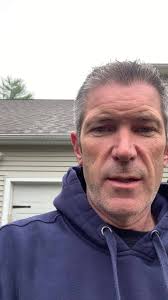 El Presidente Mike Walsh Sharing...