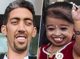 A 4 ans, anala est déjà l'une des personnes les plus intelligentes du monde. Video Quand L Homme Le Plus Grand Du Monde Rencontre La Femme La Plus Petite Du Monde
