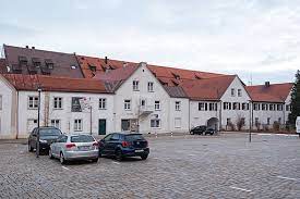 19 möblierte einzelzimmer in 5 wohngruppen verteilt auf 3 etagen, größen zwischen 13 und 15 qm mietpreis: Landwehrstrasse In 87439 Kempten Allgau Kempten Bayern
