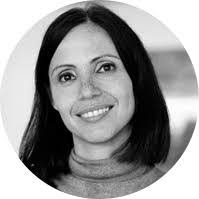 Sandra Pina's Instagram, Twitter & Facebook