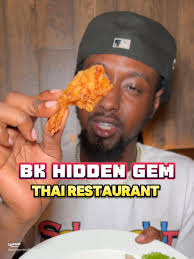 Exploring the Best Thai Noodle Bars in NYC